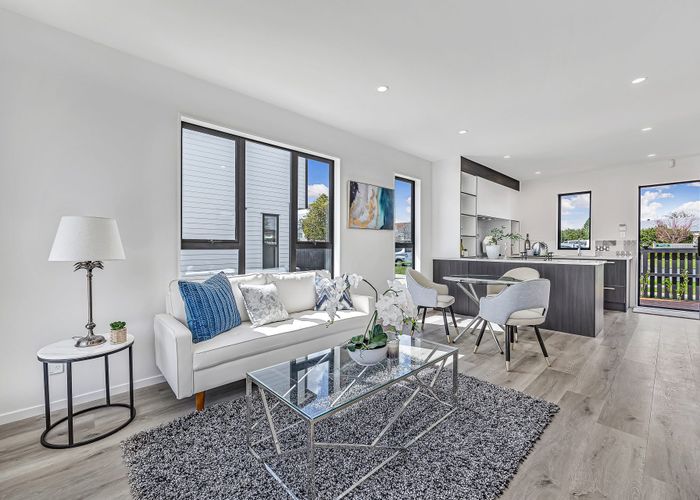  at 6/47 Beach Road, Te Atatu Peninsula, Auckland