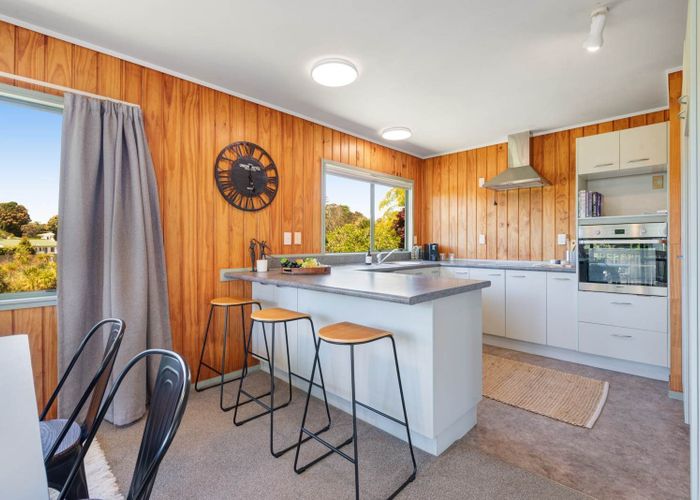  at 2/65 Charlotte Street, Stanmore Bay, Rodney, Auckland