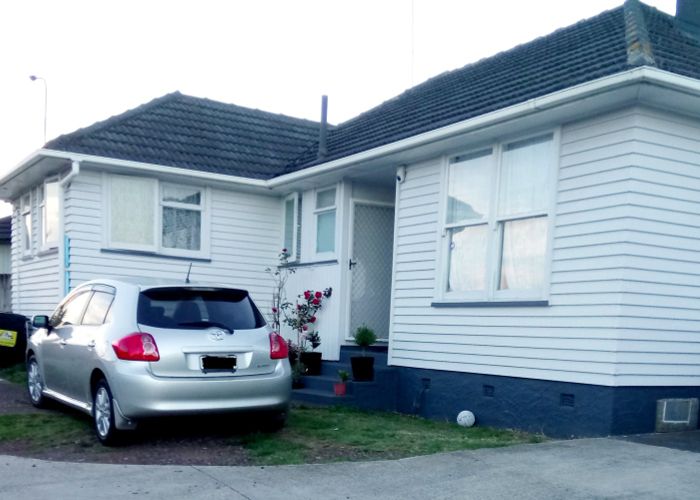  at 807 Sandringham Extension, MOUNT ROSKILL, AUCKLAND