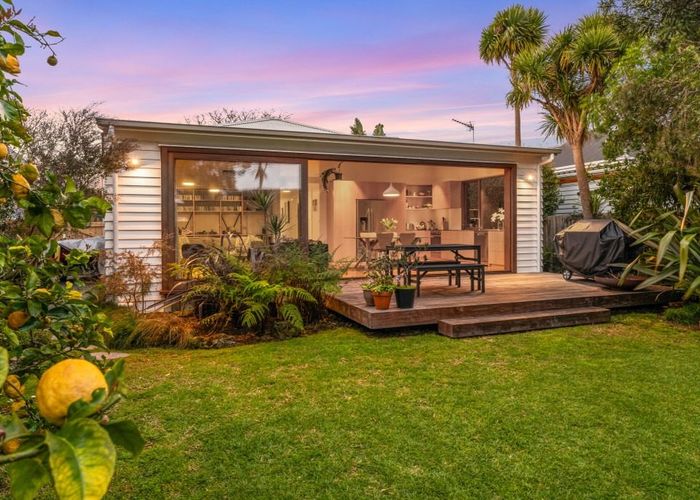  at 5 Calgary Street, Sandringham, Auckland City, Auckland