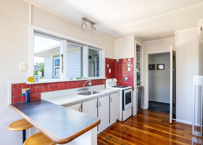  at 305 Frankley Road, Ferndale, New Plymouth