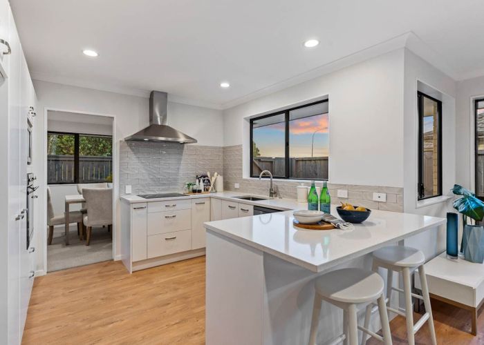  at 2 Snave Place, East Tamaki, Manukau City, Auckland