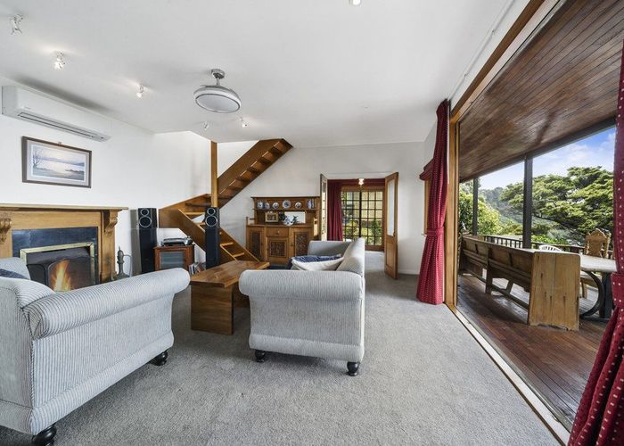  at 5 Karaka Street, Eastbourne, Lower Hutt, Wellington