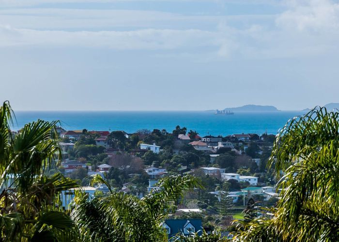 at 61 Penguin Drive, Murrays Bay, North Shore City, Auckland
