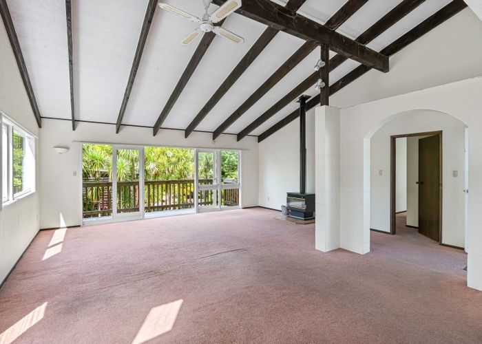  at 148 Stapleford Crescent, Browns Bay, North Shore City, Auckland