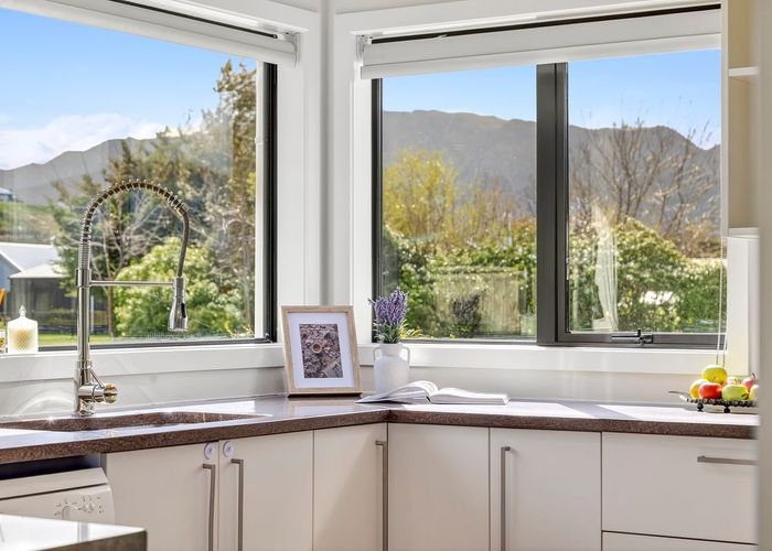  at 4 Bell Street, Wanaka