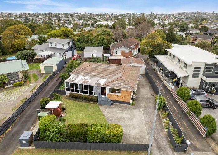  at 19 Whitford Road, Northpark, Manukau City, Auckland