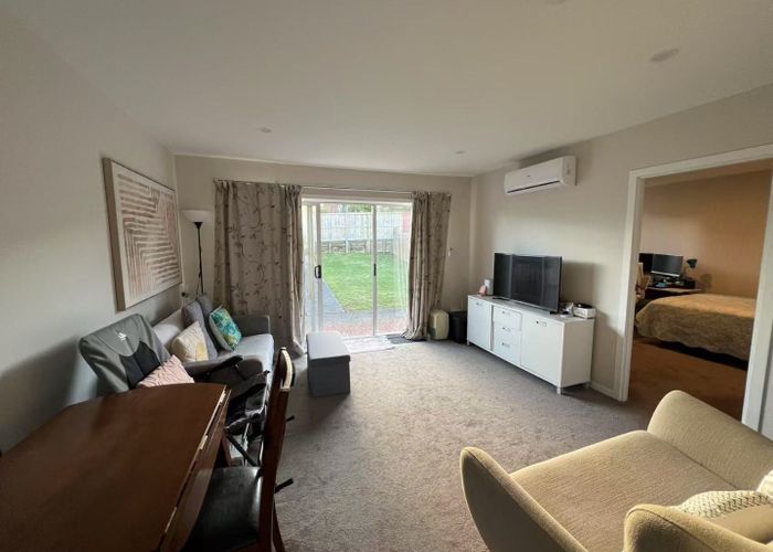  at 2/38 Merton Road, Saint Johns, Auckland City, Auckland