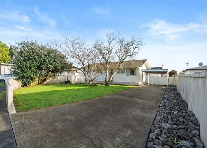  at 1/23 Frobisher Way, Clendon Park, Manukau City, Auckland