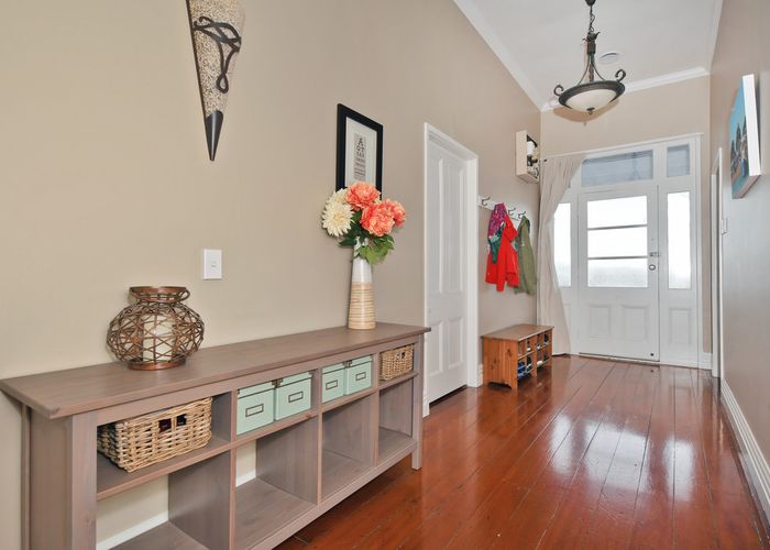 Free property data for 366 Western Hills Drive, Avenues, Whangarei