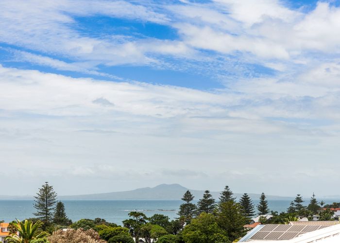  at 17 Sealy Road, Torbay, North Shore City, Auckland