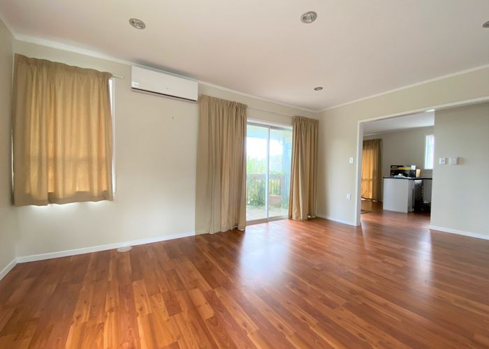  at 8 Kerria Pl, Sunnynook, North Shore City, Auckland