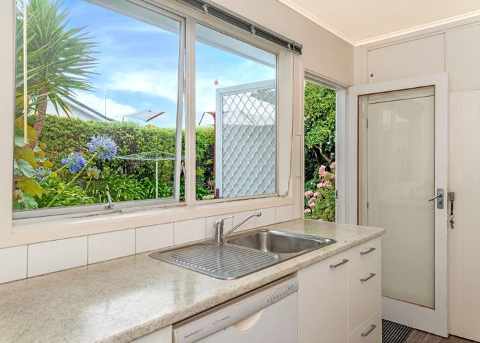  at 100 Fox Street, Whataupoko, Gisborne, Gisborne