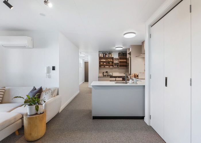  at 305/572 Manukau Road , Epsom, Auckland City, Auckland