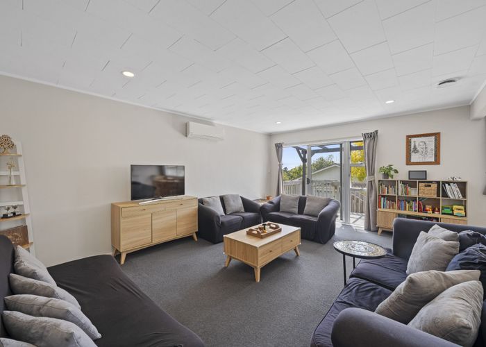 at 2/20 Shalimar Place, Clover Park, Manukau City, Auckland