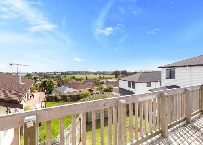  at 148A Aviemore Drive, Highland Park, Manukau City, Auckland