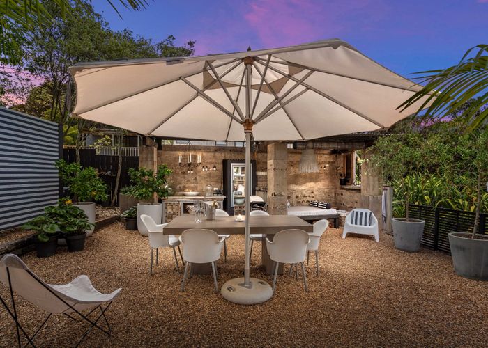  at 6 Karaka Road, Oneroa, Waiheke Island