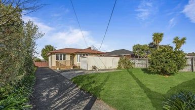  at 20 Rosier Road, Glen Eden, Auckland