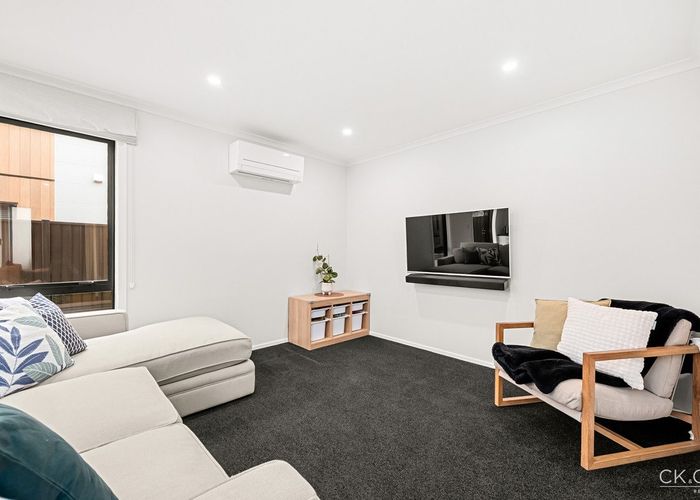  at 8 Aston Crescent, Wallaceville, Upper Hutt, Wellington