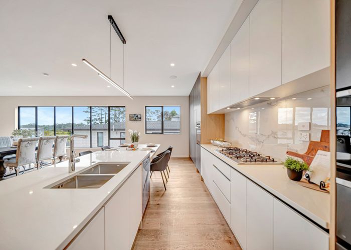  at 2 Haipara Close, Greenhithe, Auckland
