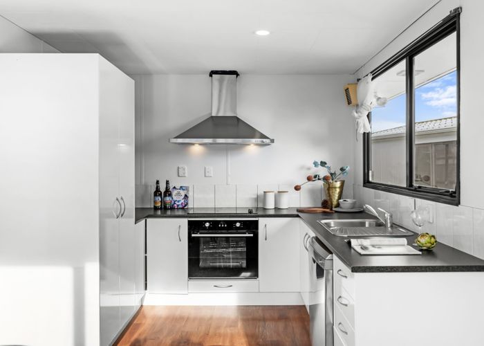  at 1/15 Yee Place, Mount Wellington, Auckland