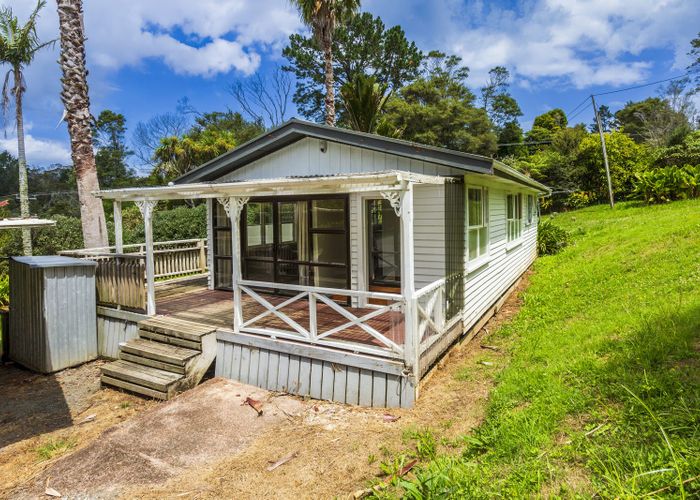  at 15 Waitakere Road, Waitakere, Waitakere City, Auckland