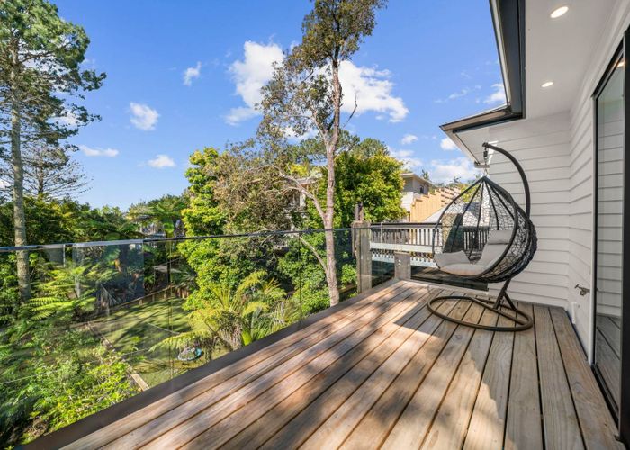  at 5A  Saddleback Rise, Murrays Bay, North Shore City, Auckland