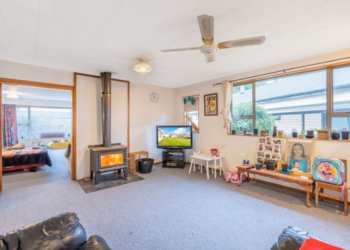  at 1 Ferry Road, Tuatapere