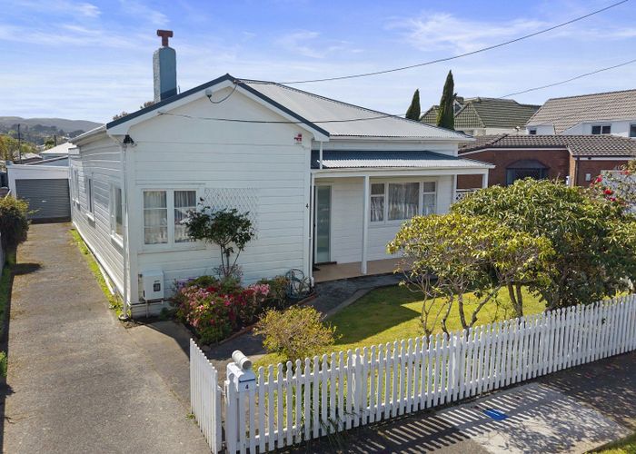  at 4 Bristol Square, Lower Hutt, Lower Hutt, Wellington