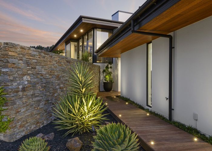  at 6 Rock Hill Drive, Kennedys Bush, Christchurch