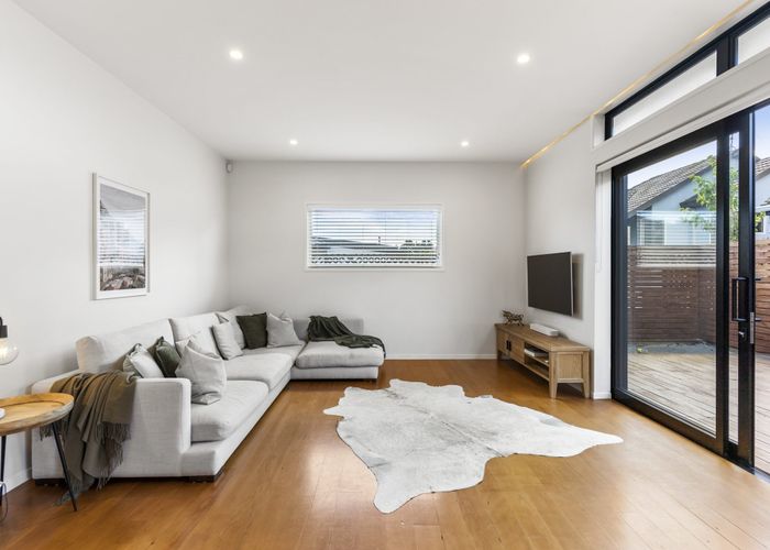 For sale 1/21 Foch Avenue, Three Kings, Auckland City, Auckland