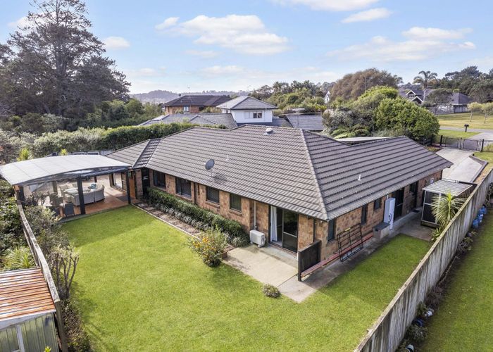  at 40 Shelter Drive, Greenhithe, Auckland