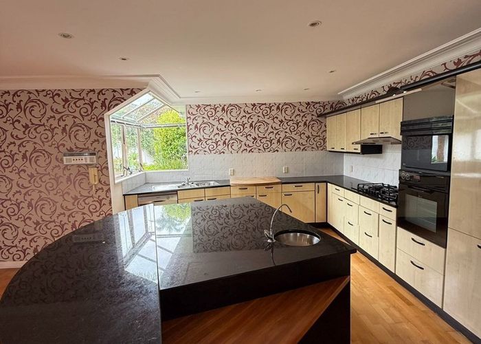  at 20 The Mews, Shamrock Park, Auckland