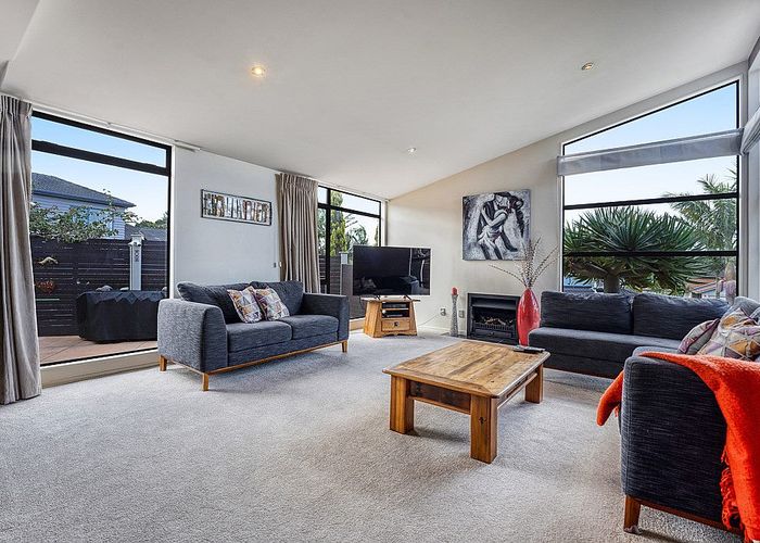  at 23 Malin Place, Pinehill, Auckland