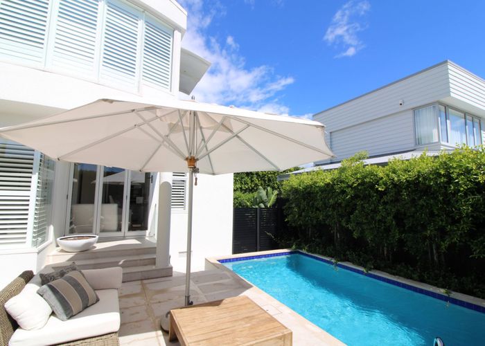  at 2 Holiday Road, Milford, North Shore City, Auckland