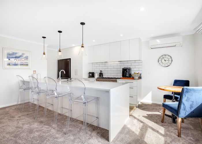  at 5 Lucern Lane, Petone, Lower Hutt, Wellington