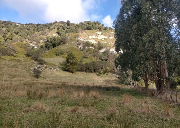  at 900 Okau Road, Ahititi, Urenui