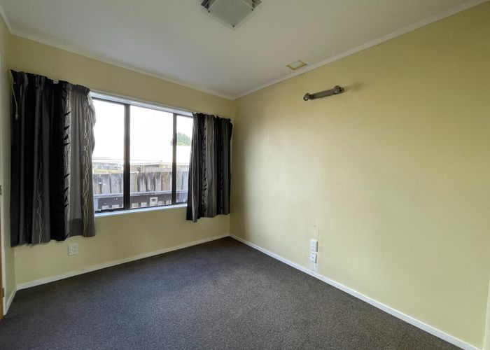  at 399 Roscommon Road, Clendon Park, Auckland