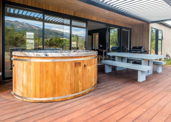  at 6 Keats Place, Hanmer Springs, Hanmer Springs