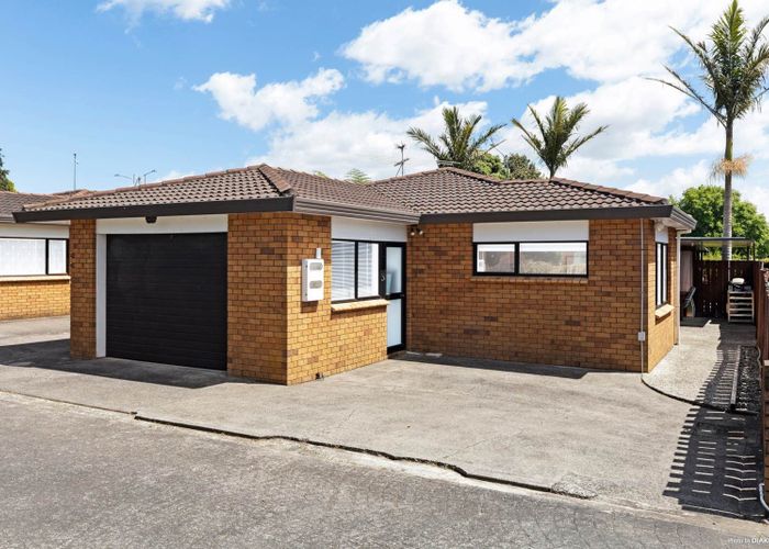  at 3/97 Hill Road, The Gardens, Manukau City, Auckland