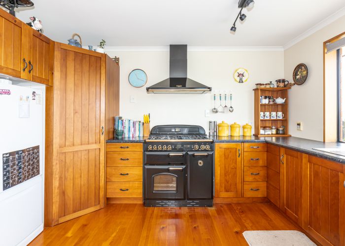  at 100 King Road, Rosewill