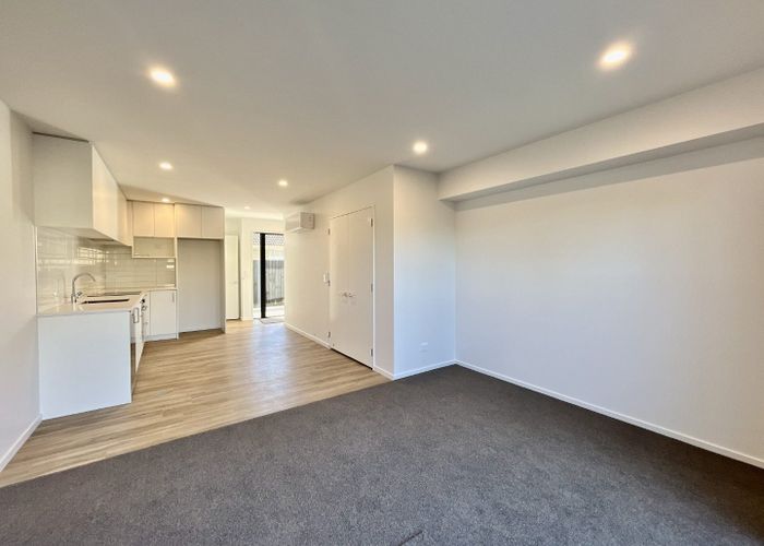  at 2/176 Hastings Street East, Waltham, Christchurch City, Canterbury