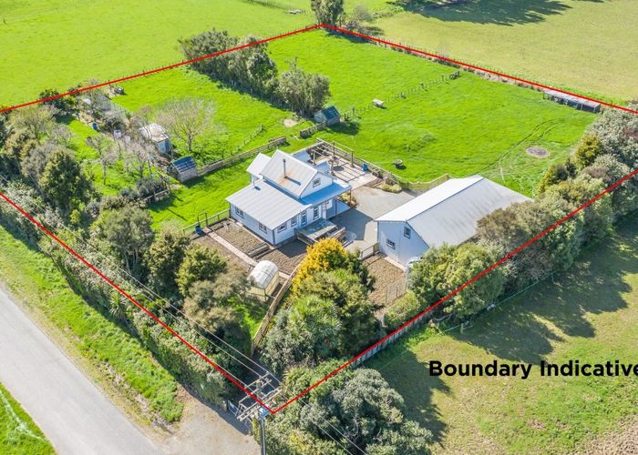  at 23 Painua Road, Hokio Beach, Levin