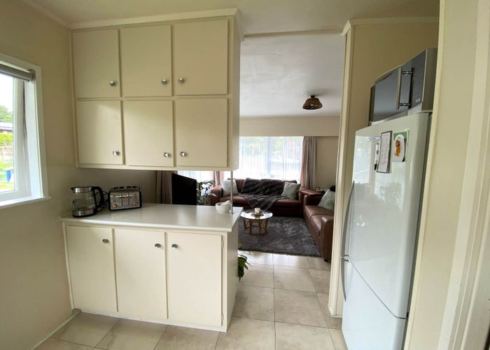  at 1/34 Segedin Place, Glenfield, North Shore City, Auckland