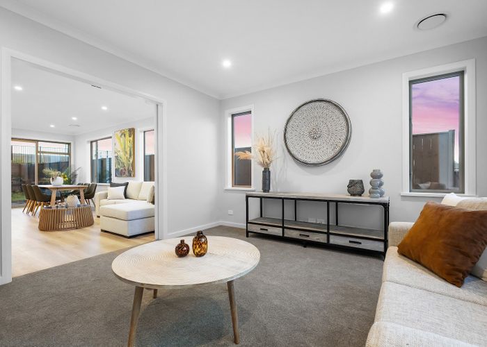  at 42 Tipu Cres, Milldale, Rodney, Auckland