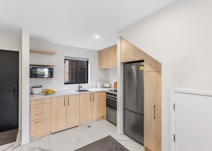  at 3/3 Shearer Avenue, Papanui, Christchurch City, Canterbury