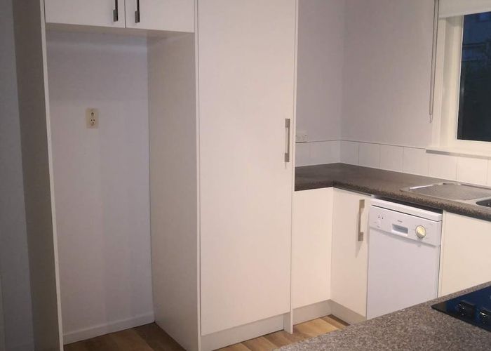  at 1/12 Nile Road, Milford, Auckland