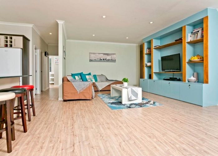  at 20 Thomas Hamer Place, Greenhithe, North Shore City, Auckland