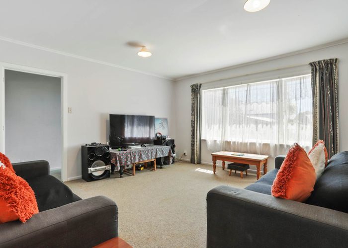  at 98 Archibald Road, Kelston, Auckland