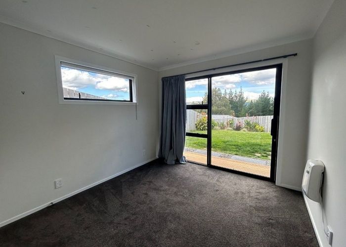  at 160 Endeavour Drive, Whitby, Porirua, Wellington